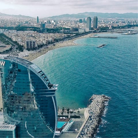 Enjoy Barcelona’s laid back coastal atmosphere and walk along the seafront – a seventeen–minutes away