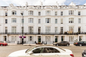Paddington & Hyde image 13