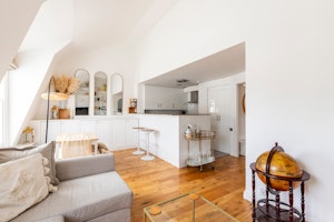 Paddington & Hyde image 11