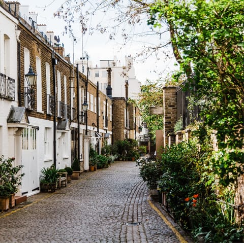 Explore Chelsea's scenic streets – the King's Road is a five-minute walk away