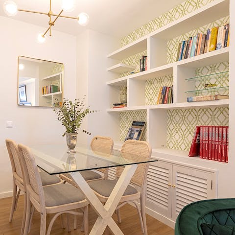 Take a look at this open bookcase and spend your siesta reading on the sofa