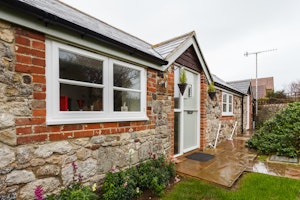 Bay Cottage image 8