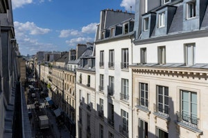 Skies of Paris image 14