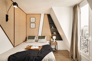 Boulevard Chic image 7