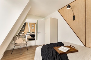Boulevard Chic image 5
