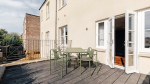 Redland Blush image 15