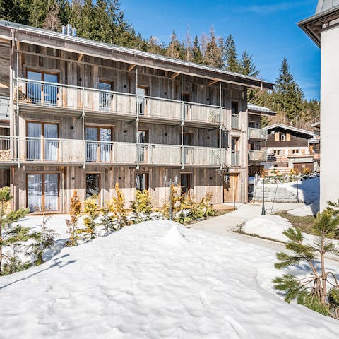 Arrive at the world renowned Chamonix resort from your front door in fifteen minutes