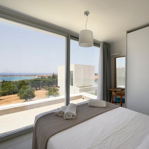 Wake up in the comfortable main bedroom and step straight onto its balcony