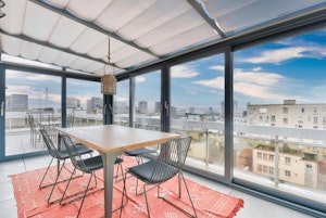 The Elegant Residence image 14