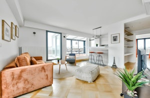 The Elegant Residence image 8