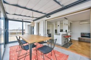 The Elegant Residence image 7
