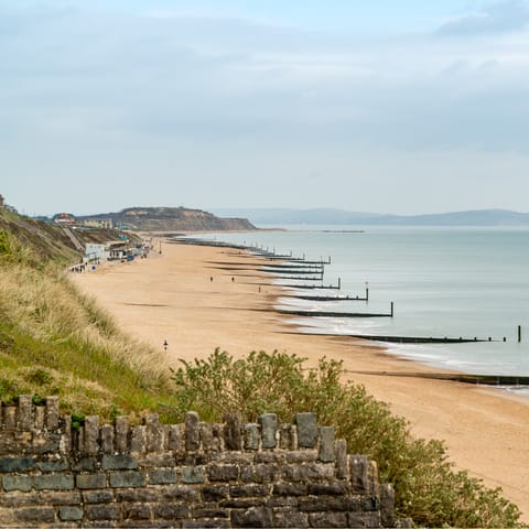 Pack your bags and embrace the refreshing beauty of the Dorset coastline from this home in Southbourne