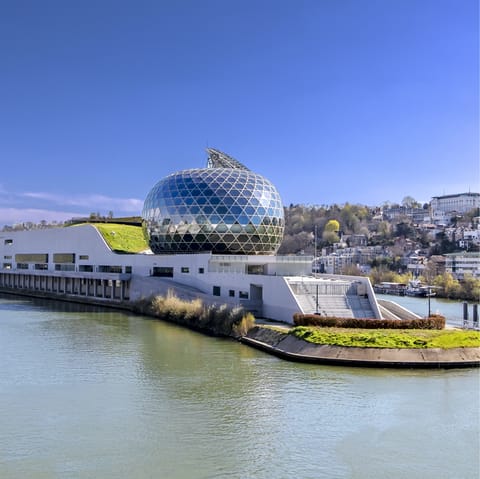 Watch a performance at La Seine Musicale, a five-minute drive away