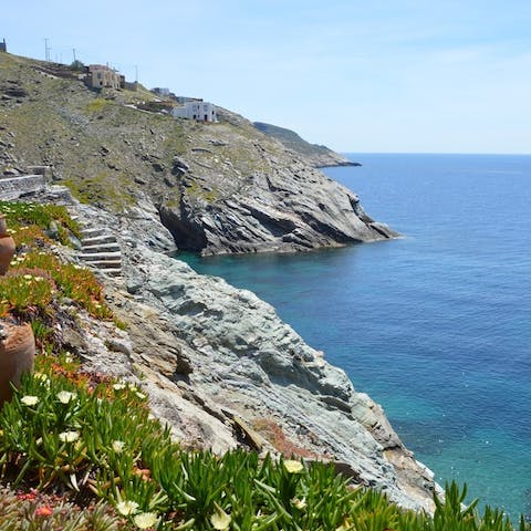Discover the unspoiled natural beauty of the island of Kea