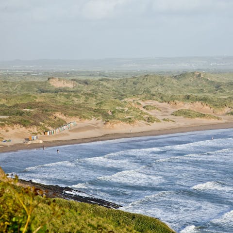 Stay within a five-minute drive of North Devon's rugged yet beautiful coast