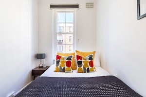 Queensway Oasis image 13