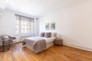 Queensway Oasis image 8