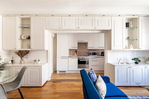 Queensway Oasis image 7
