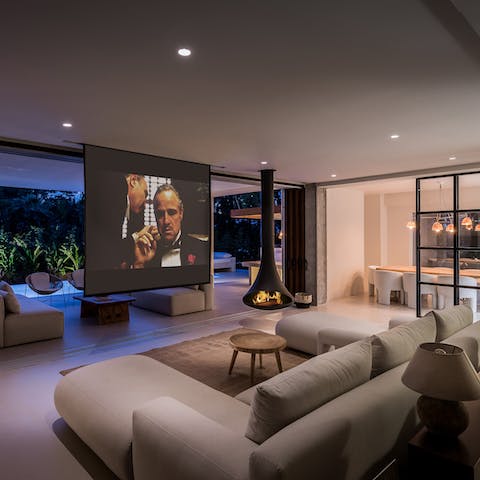 Enjoy an atmospheric night at the movies from your own living room