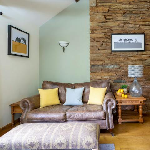 Kick back in the living area after a day on Lannacombe Beach – a twenty-three minute drive away 