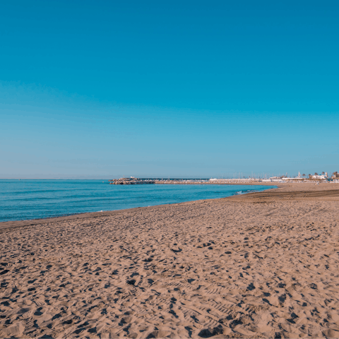 Grab your pool towels and head to Playa Nueva Andalucía nearby