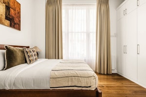 Kensington Reverie image 6