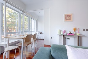 Shaftesbury Sophistication image 7