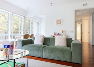 Shaftesbury Sophistication image 2