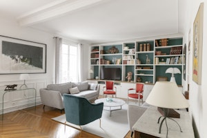 Parisian Teal image 9