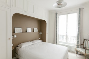 Parisian Teal image 7