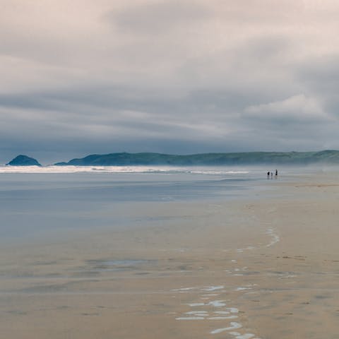 Stay just a fifteen-minute walk away from Perranporth Beach 