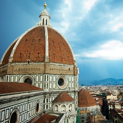 Reach the heart of Florence at the Cathedral of Santa Maria del Fiore in twelve minutes on foot