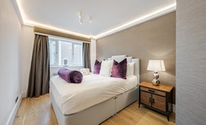 Elegantly Knightsbridge image 2
