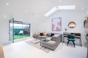 West End Reverie image 10