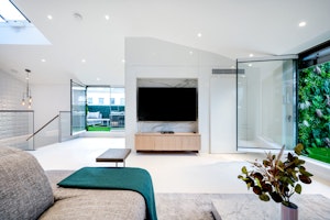 West End Reverie image 7