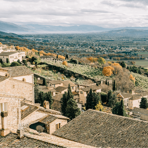 Hire a car and explore the Umbrian countryside