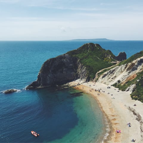 Discover the beauty of the Jurassic Coast –⁠ just a twenty-minute drive away