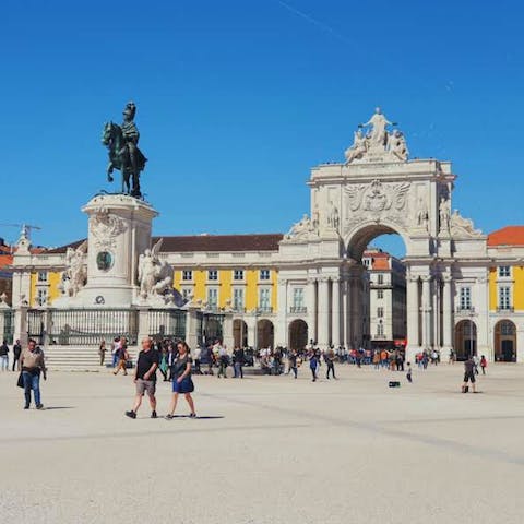 Stay in Lisbon's old town, just ten minutes from the Praça do Comércio