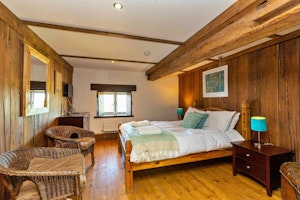 The Old Hall image 12