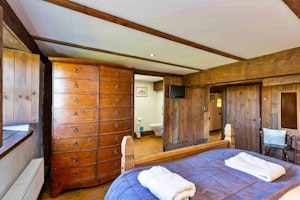 The Old Hall image 6