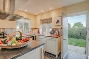 Hearthside Harvest image 12