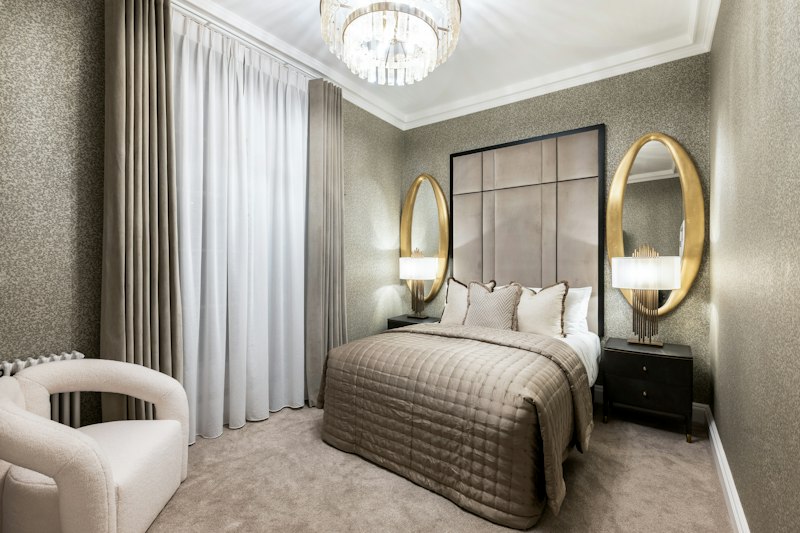 Elegant & Enchanting additional image
