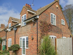 Kent Charm image 15