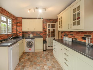 Kent Charm image 13
