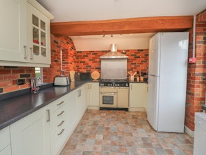 Kent Charm image 12