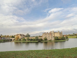 Kent Charm image 10