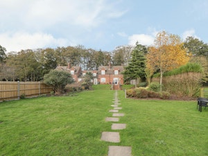Kent Charm image 7