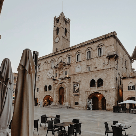 Enjoy sightseeing in Ascoli Piceno – less than 50 kilometres away