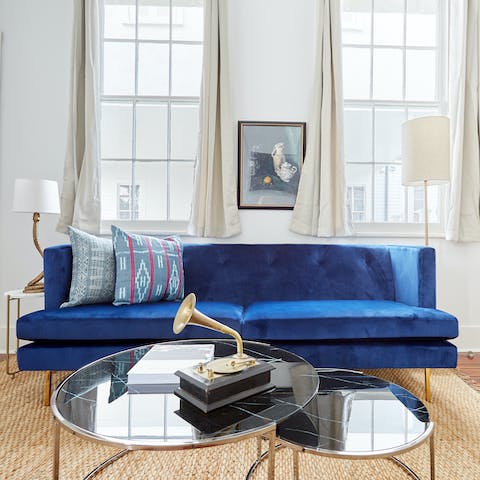 Sink into the indulgent blue sofa beneath the gorgeous sash windows, after a day experiencing the best of the Big Easy
