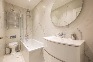 Chelsea & Belgravia image 9